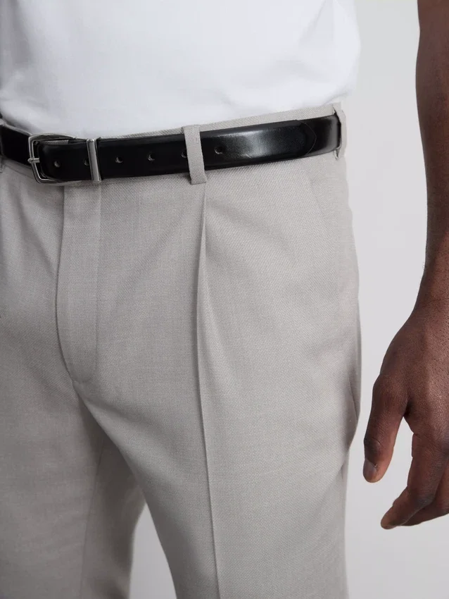 Pantalones de traje de corte ajustado con textura dobby