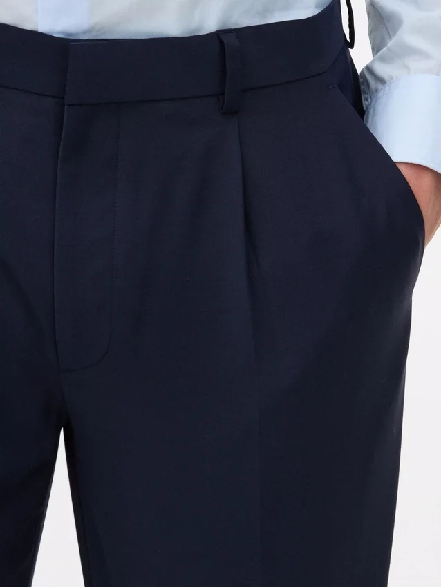 Pantalones de traje entallados