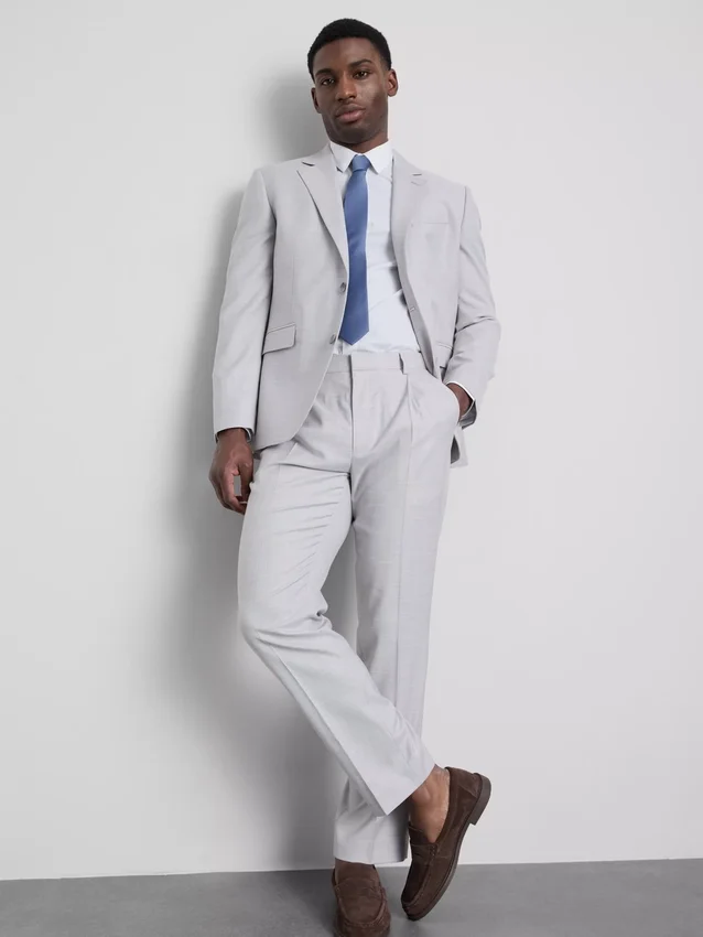 Pantalones de traje texturizados de corte regular