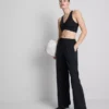 Pantalones deportivos de pierna ancha