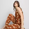 Pantalones estampados de pierna ancha