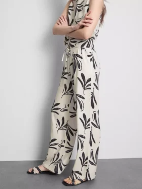 Pantalones estampados de pierna ancha