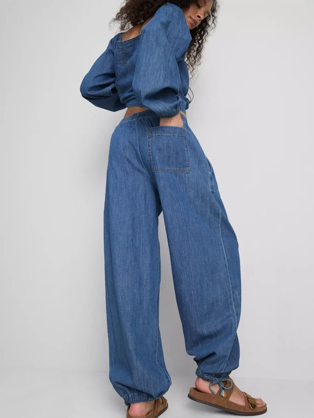 Pantalones harem de denim con alto contenido de algodón de Paula Echevarría