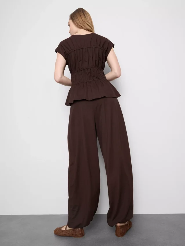 Pantalones harén texturizados
