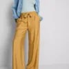 Pantalones palazzo con detalle de moño