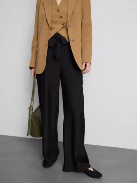 Pantalones palazzo con detalle de moño