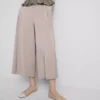 Pantalones tipo culotte de tiro medio y pierna ancha