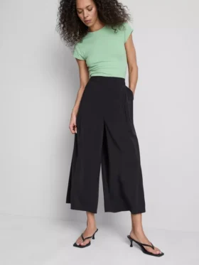 Pantalones tipo culotte de tiro medio y pierna ancha