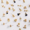 Paquete de 20 aretes tipo stud con motivos marinos