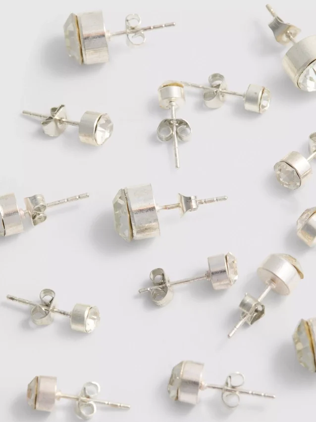 Paquete de 5 aretes con gemas