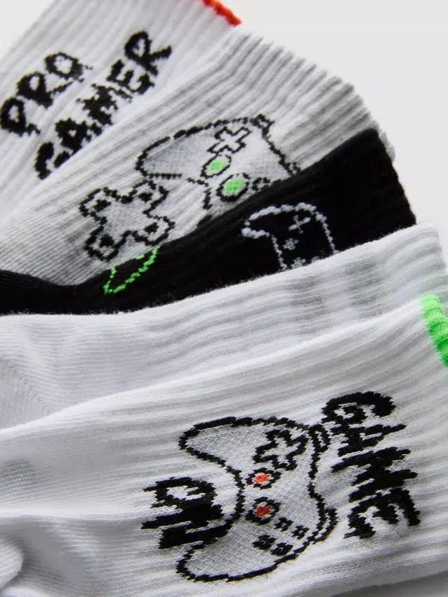 Paquete de 5 pares de calcetines cortos con diseño de videojuegos