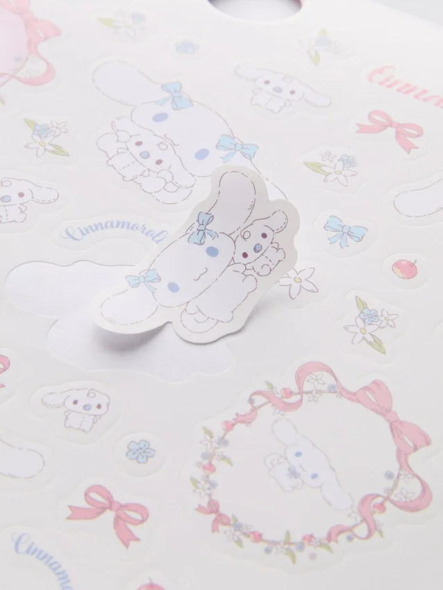 Paquete de 500 pegatinas de Hello Kitty y Cinnamoroll