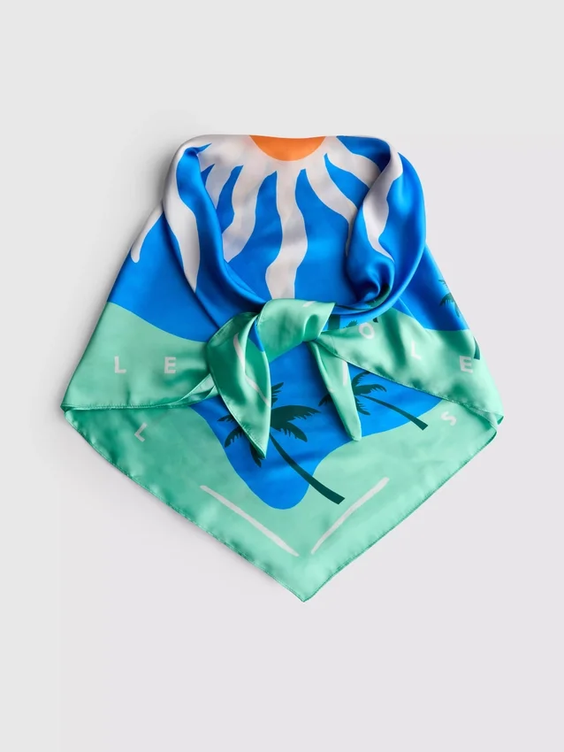 Pañuelo estampado para el sol