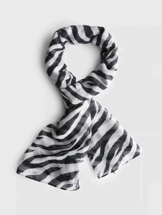 Pañuelo ligero estampado