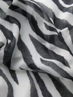 Pañuelo ligero estampado