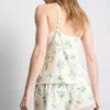 Pijama de camisola y pantalones cortos