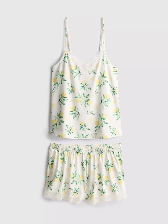 Pijama de camisola y pantalones cortos