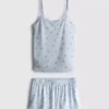 Pijama de camisola y pantalones cortos estampados