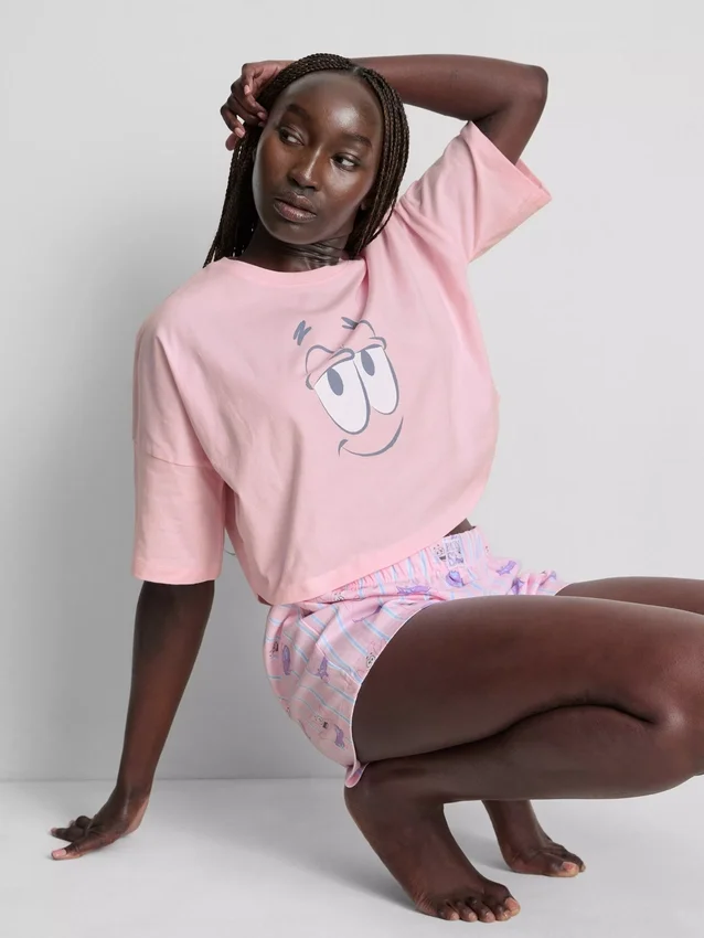 Pijamas cortos con diseño de Bob Esponja