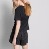 Pijamas cortos con el eslogan «El diablo viste de Prada»