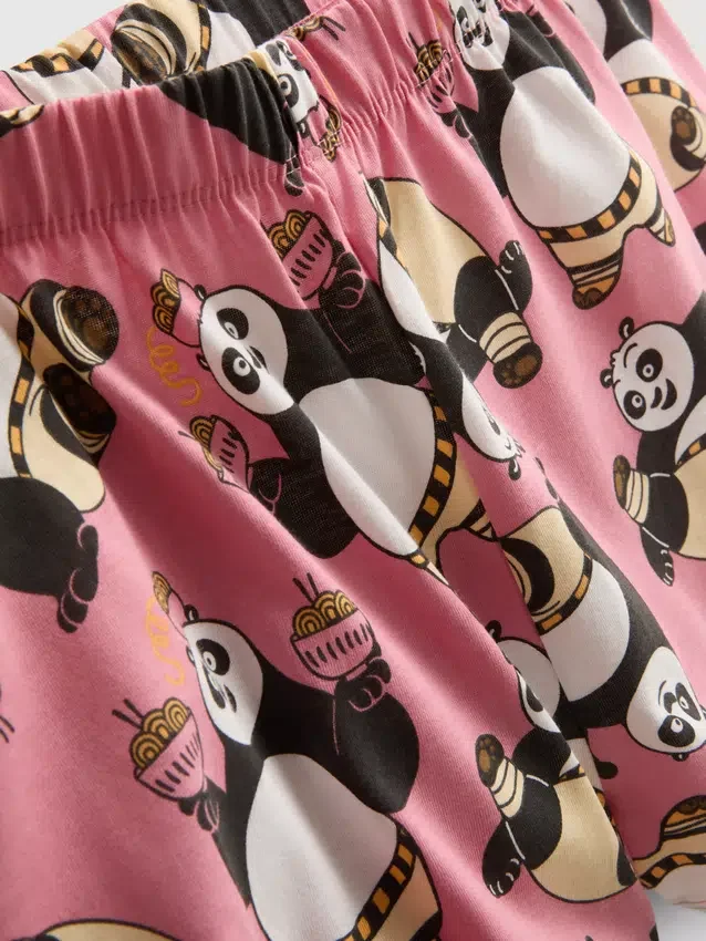 Pijamas cortos con personajes de Kung Fu Panda