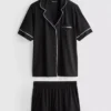 Pijamas cortos estilo boyfriend