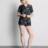 Pijamas cortos estilo boyfriend con estampado de Bratz