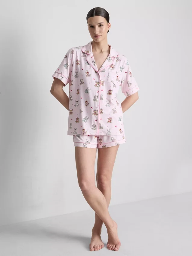 Pijamas cortos estilo boyfriend con estampado de ositos
