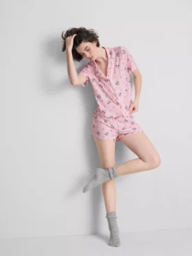 Pijamas cortos estilo boyfriend de Mickey Mouse de Disney