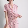 Pijamas cortos estilo boyfriend de Mickey Mouse de Disney