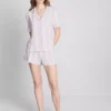 Pijamas cortos estilo boyfriend estampados