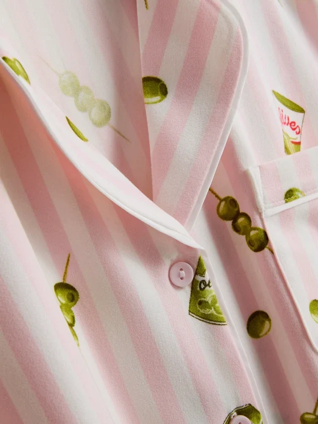 Pijamas cortos estilo boyfriend estampados