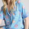 Pijamas cortos estilo boyfriend estampados