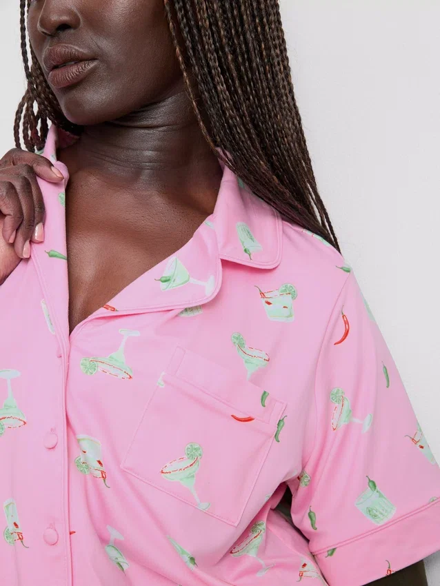 Pijamas cortos estilo boyfriend estampados