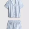Pijamas cortos estilo boyfriend estampados