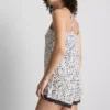 Pijamas de camisola y shorts estampados