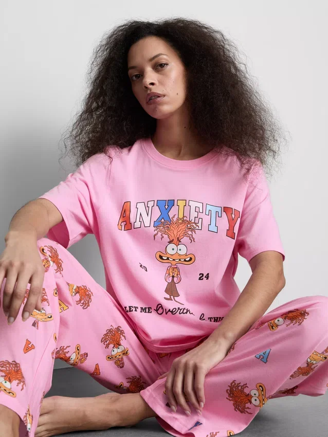 Pijamas de Disney «Del revés» con motivo de ansiedad