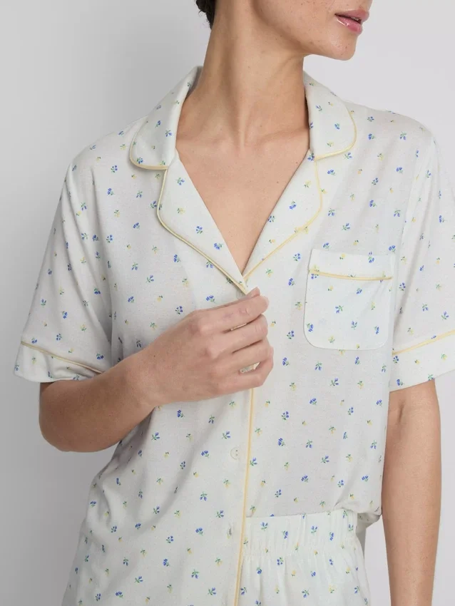 Pijamas de pantalones cortos estilo boyfriend estampados