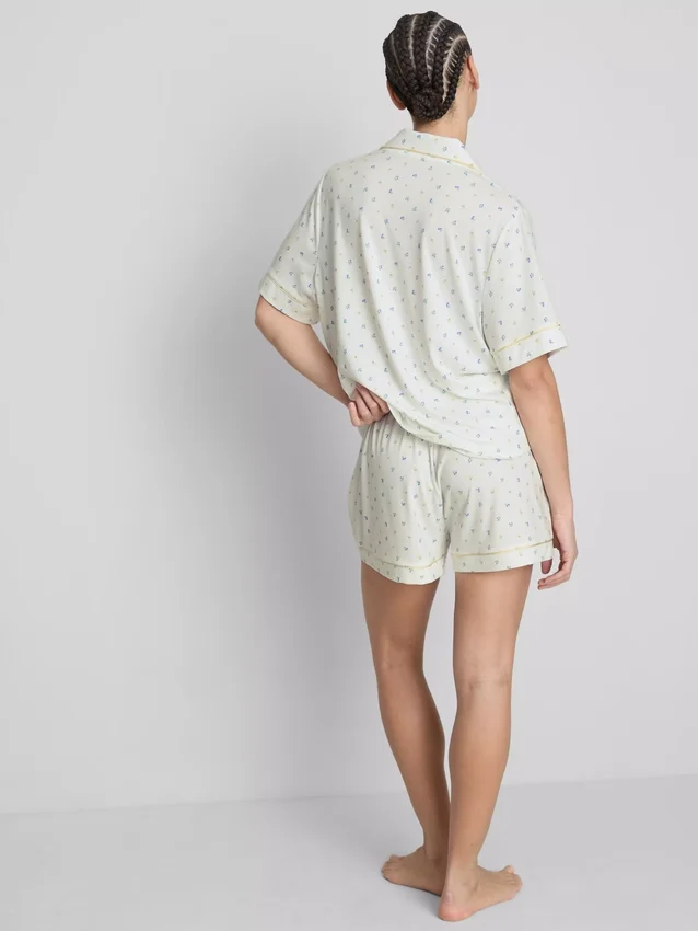 Pijamas de pantalones cortos estilo boyfriend estampados