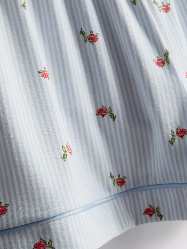 Pijamas de pantalones cortos estilo boyfriend estampados