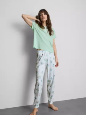 Pijamas estampados de algodón