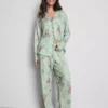 Pijamas estilo boyfriend a rayas de Bambi de Disney