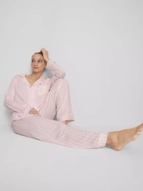 Pijamas estilo boyfriend de jersey a rayas