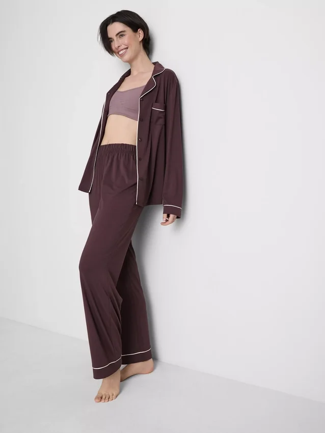 Pijamas estilo boyfriend de jersey con ribetes
