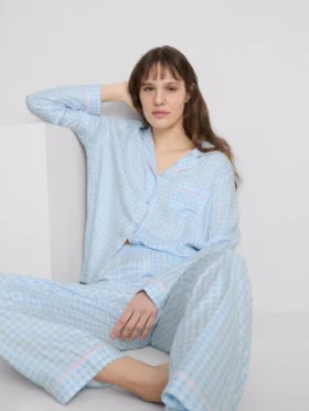 Pijamas estilo boyfriend de sarga