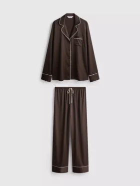 Pijamas estilo boyfriend de satén