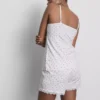 Pijamas tipo camisola con ribete de encaje