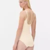 Ropa moldeadora