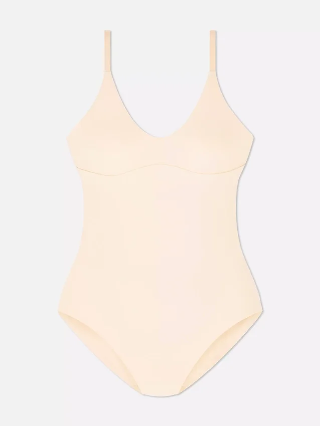 Ropa moldeadora