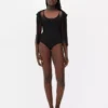 Ropa moldeadora sin costuras